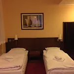 Virgo Business & Breakfast 4*