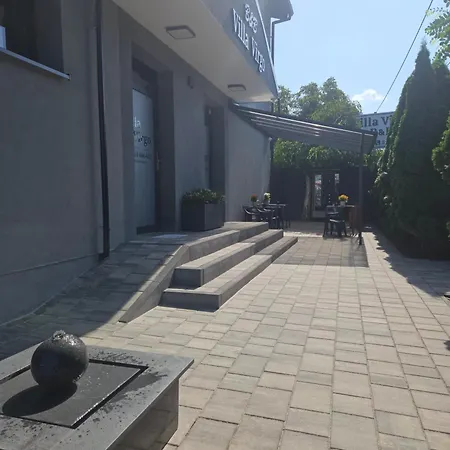 Virgo Business & Breakfast Rumia