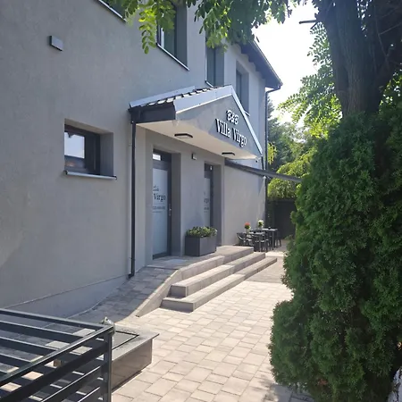 Virgo Business & Breakfast