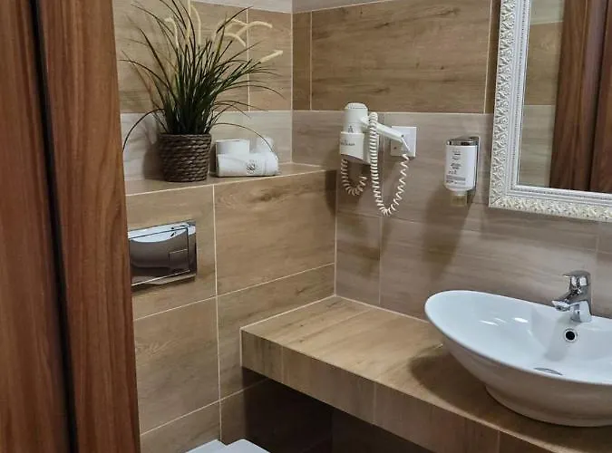 Virgo Business & Breakfast 4*