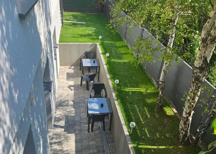 Virgo Business & Breakfast Couette-café Rumia