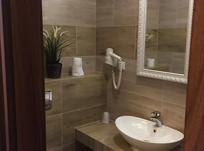 Virgo Business & Breakfast 4*